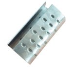 Chapes pour feuillards PP et PET semi-ouvertes renforcées