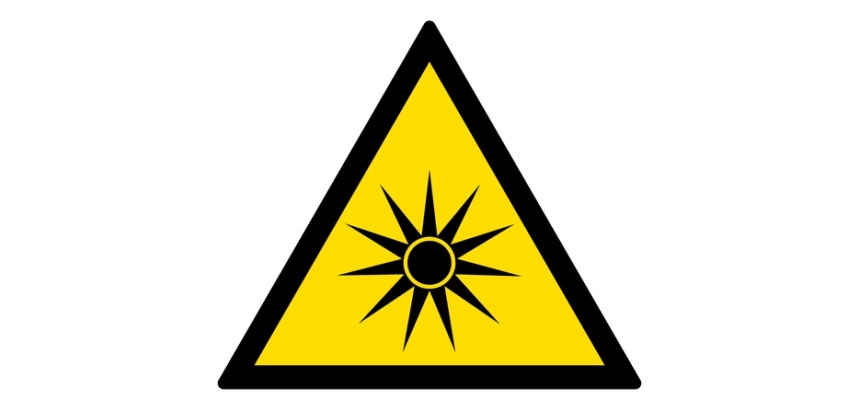 Signalétique de danger - Rayonnement optique - W027 - ISO 7010 PVC 2 mm 200 mm