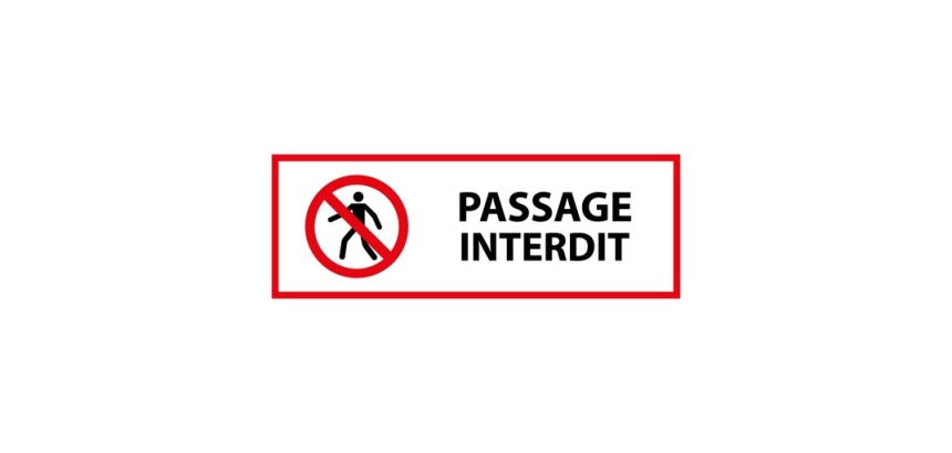 Panneau de signalisation - Passage interdit -P004 - ISO 7010 297 x 105 mm Vinyle Souple Autocollant
