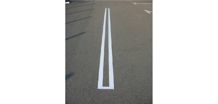 Pochoir pour marquage au sol spécial lignes droites - PVC souple