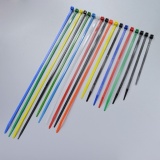 Colliers de serrage 4,5 x 178 - par 100 - Noir