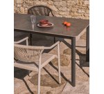 DE_Table Anafi en pierre frittée et aluminium graphite 220 x 100 cm