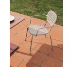 DE_Chaise empilable d’extérieur Brai avec accoudoirs en acier galvanisé taupe
