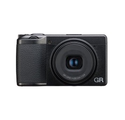 Appareil photo compact Ricoh GR III x HDF le Compact Expert Haut de Gamme, ideal pour les photos prises sur le vif