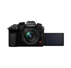 Appareil photo hybride Panasonic Hybride Micro 4/3 Lumix GH7 noir + 12-60mm Lumix