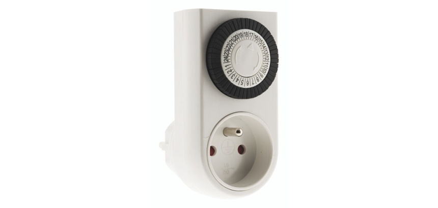 Programmateurs domotique Zenitech PROGRAMMATEUR MECANIQUE JOURNALIER 163005