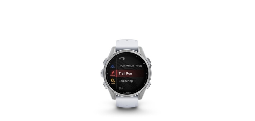 Montre connectée Garmin fenix 8 AMOLED 43mm Acier Silver avec bracelet blanc