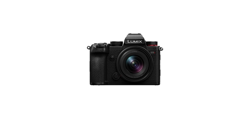 Appareil photo hybride Panasonic Full Frame LUMIX S5D + optique 18-40 f 4.5-6,3