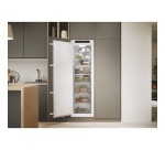 Congélateur armoire Candy CMT5518EVWF encastrable 178 cm