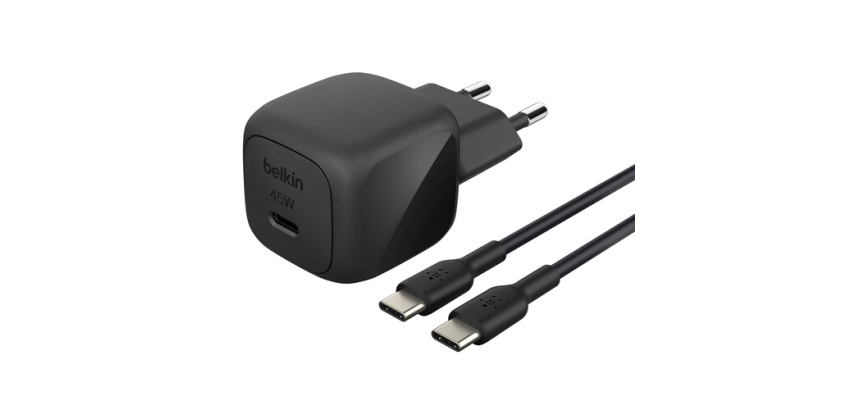 Chargeur pour téléphone mobile Belkin secteur USB-C 45W, avec câble d'un mètre USB-C vers USB-C inclus, noir.