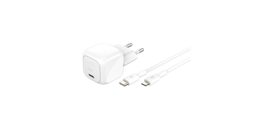 Chargeur pour téléphone mobile Belkin secteur USB-C 30W Power Delivery, avec câble d'un mètre USB-C vers lightning inclus, blanc.