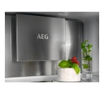 Réfrigérateur congélateur en bas Aeg TC8MS18FDS encastrable 178 cm
