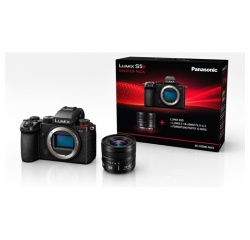 Appareil photo hybride Panasonic Pack Panasonic Lumix S5D Noir + Objectif 18-40 mm F4.5-6.3 Noir + Formation Photo 12 mois