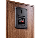 Enceinte bibliothèque Magnat. Monitor S10B Noyer vendue a la paire