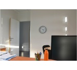 Horloge co2 cep diametre 35cm affiche heure format          analogique et niveau qualite  air coloris blanc et bleu