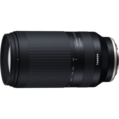 Objectif zoom Tamron. 70-300mm F/4,5-6,3 Di III RXD pour Sony FE