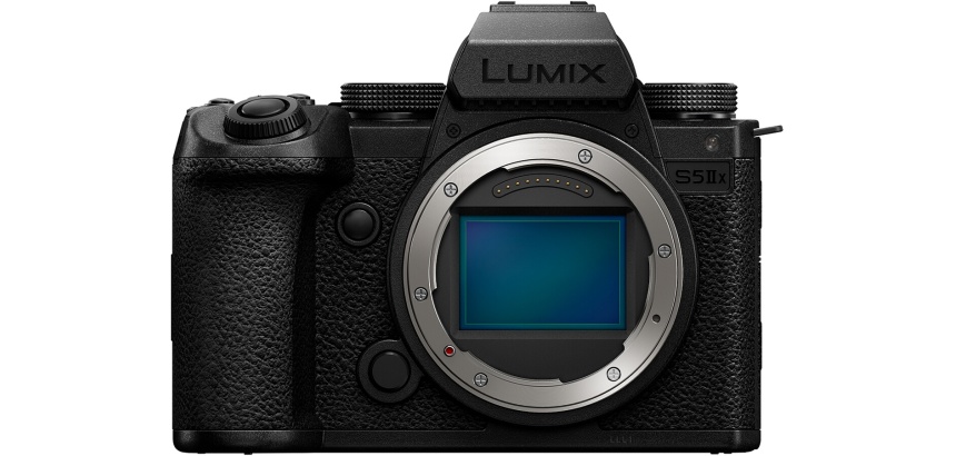 Appareil photo hybride Panasonic LUMIX S5 MARK II X