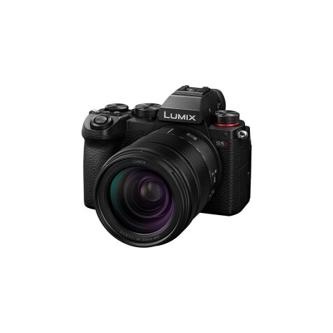 Appareil photo hybride Panasonic Full Frame LUMIX S5D + optique 28-200