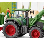 Boite de jeux schleich farm world tracteur convoyeur a    foin avec remorque