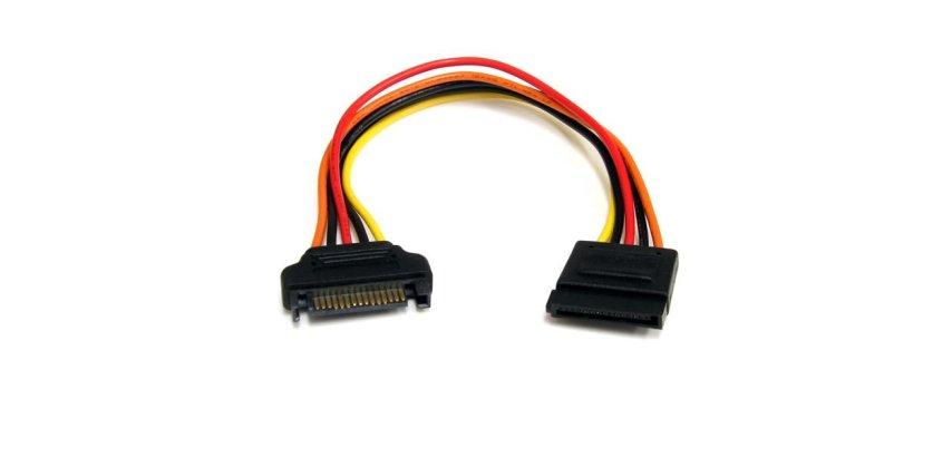 StarTech.com Câble d'extension d'alimentation SATA 15 broches 20 cm