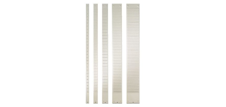 Bande planning nobo métal fiche indice 2 32 fentes adaptée carte t capacité 32 cartes format 66x6,4cm coloris gris