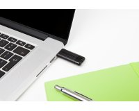 Clé USB 3.0 Verbatim PinStripe 32 Go