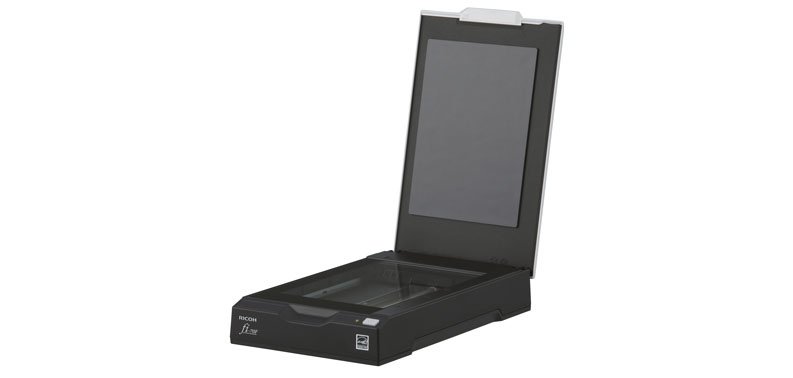 Ricoh FI-70F Scanner à plat 600 x 600 DPI A6 Noir