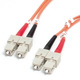 StarTech.com Câble Fibre Optique Multimode SC à SC OM1 de 1m, Dimension de la Fibre 62.5/125, Réseaux 10G - Cordon de Raccordement Fibre LSZH