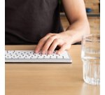 R-Go Tools Clavier ergonomique R-Go Compact Break, clavier compact avec logiciel de pause,AZERTY (FR), Bluetooth, blanc