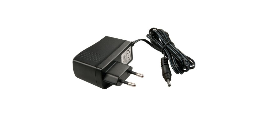 Lindy 70227 power adapter/inverter Indoor Black