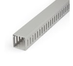 StarTech.com Chemin de Câbles PVC avec Couvercle - 50mm W x 50mm H - Longueur 2m - Slots Parallels 8mm, Goulotte Cache Câble Murale Câble Réseau PVC, max. 20 câbles, Homologué UL