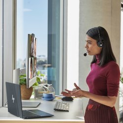 HP EliteOne 840 G9 Intel® Core™ i5 i5-14600 60,5 cm (23.8") 1920 x 1080 pixels Écran tactile PC All-in-One 8 Go DDR5-SDRAM 256 Go SSD Windows 11 Pro Wi-Fi 6E (802.11ax) Argent