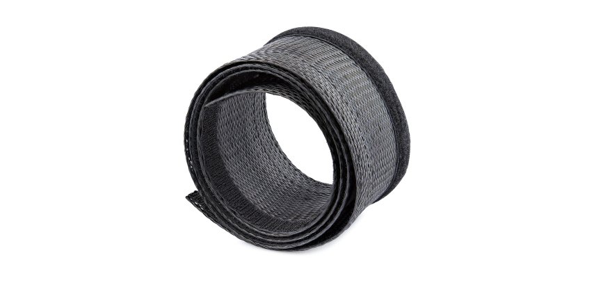 StarTech.com 10ft (3m) Cable Management Sleeve, Trimmable Heavy Duty Cable Wrap, 1.2" (3cm) Dia. Polyester Mesh Computer Cable Manager/Protector/Concealer, Black Cord Organizer/Hider