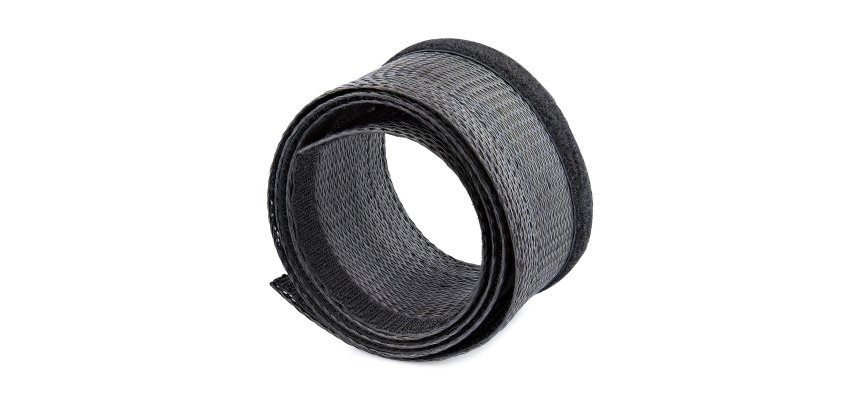 StarTech.com Guaina per cavi da 3 m con chiusura a strappo, accorciabile, diametro 3 cm, organizzatore per cavi di rete / guaina per fasci di cavi / robusto avvolgicavo con maglia in poliestere, Nero