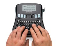 DYMO LabelManager 210D+ kit etichettatrice portatile | tastiera QWERTY | con custodia ed etichette D1 12 mm stampa nero su bianco