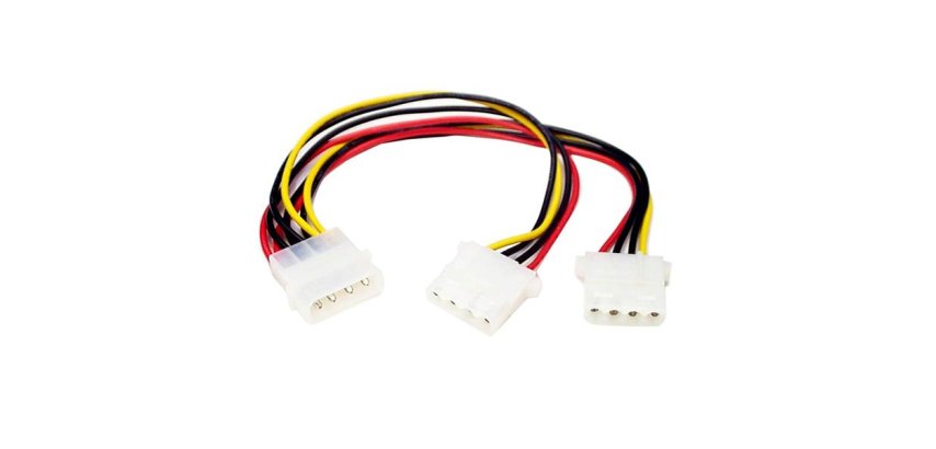 StarTech.com Câble Répartiteur en Y Molex - 1x LP4 Mâle 2x LP4 Femelle - 23 cm