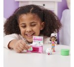Gabby's Dollhouse , set Lunch and Munch Kitchen con 2 personaggi giocattolo, accessori e mobile, giocattolo per bambini dai 3 anni in su