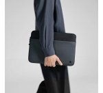 Incase ARC Funda para con ReSpun 100 % poliéster reciclado para portátil de 16 pulgadas (M1-M4, 2021-2024)