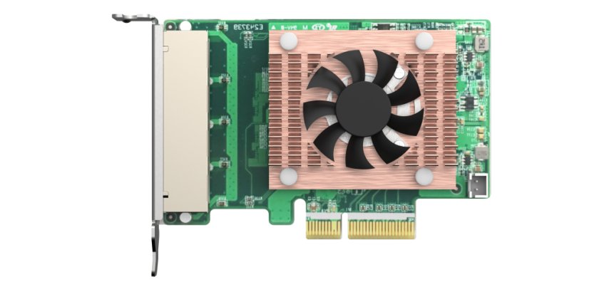 QNAP QXG-2G4T-I225 scheda di rete e adattatore Interno Ethernet 2500 Mbit/s