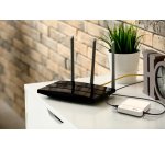 APC mini UPS CP12036LI - Alimentation de secours 12Vdc, 36W, Li-ion, protège WiFi, routeurs, caméras IP, etc.