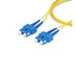 StarTech.com Câble Fibre Optique de 5m Duplex Monomode SC à SC (UPC) OS2, 9/125µm, 40G/100G, Cordon Fibre Optique, Insensible à la Courbure, Faible Perte d'Insertion, Cordon Patch Fibre LSZH