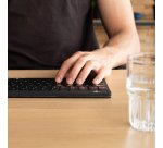 R-Go Tools Clavier ergonomique R-Go Compact Break, clavier compact avec logiciel de pause,AZERTY (FR), Bluetooth, noir