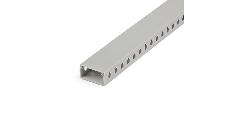 StarTech.com Canalina di cablaggio cavi scanalata con coperchio, 50mm P x 25mm H - 2m L - 8mm, canalina passacavi in PVC per cavo di rete/ canaline a parete, massimo 25 cavi, certificata UL
