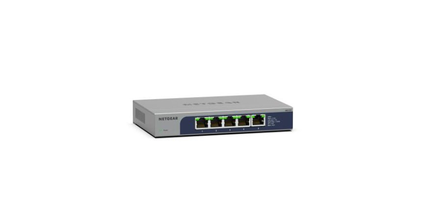 NETGEAR MS105-100EUS commutateur réseau Non-géré 2.5G Ethernet (100/1000/2500) Connexion Ethernet, supportant l'alimentation via ce port (PoE) 1U