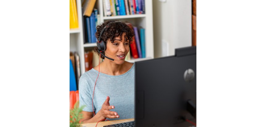 HP Poly Micro-casque stéréo USB-C Poly Blackwire 5220 + prise 3,5 mm + adaptateur USB-C/A (lot)