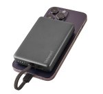 Intenso Powerbank MC10000 con cavo USB-C integrato e retro magnetico, 10.000 mAh, 20 Watt