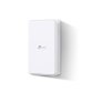 TP-Link 5G Outdoor Router Build-In 5G Modem 5G routeur sans fil 2.5 Gigabit Ethernet Blanc