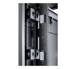 APC Supports de confinement de câbles avec capacité de montage en PDU pour armoires NetShelter SX / SV / VX
