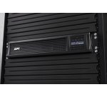 APC Smart-UPS SMT2200RMI2UC - 8x C13, 1x C19, USB, montable en rack, SmartConnect, 2200VA