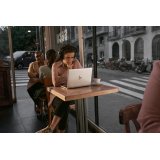 HP EliteBook 865 16 inch G11 Notebook PC Wolf Pro Security Edition AMD Ryzen™ 5 8540U Portátil 40,6 cm (16") WUXGA 16 GB DDR5-SDRAM 512 GB SSD Wi-Fi 6E (802.11ax) Windows 11 Pro